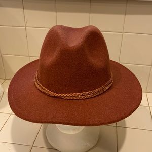 Brown color Western style hat made in China in great condition
